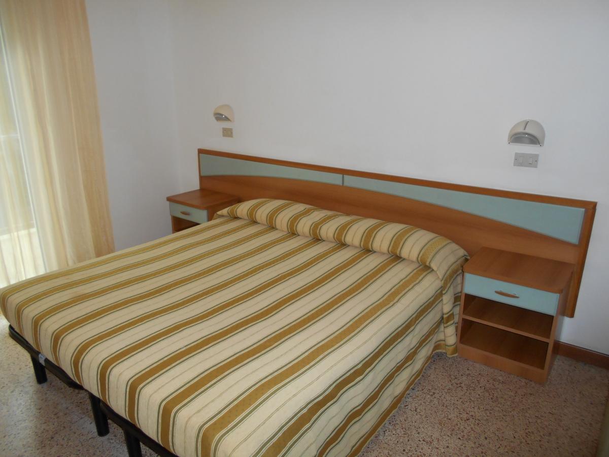 Hotel Sayonara ミラノ・マリッティマ エクステリア 写真