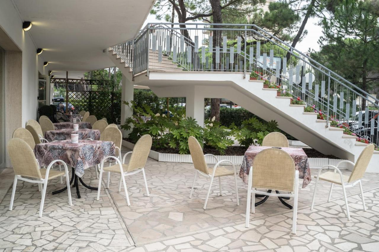 Hotel Sayonara ミラノ・マリッティマ エクステリア 写真