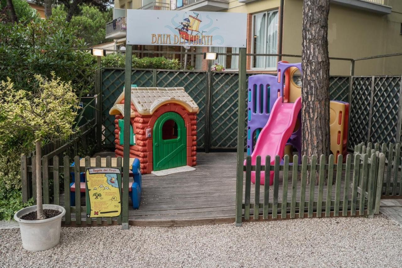 Hotel Sayonara ミラノ・マリッティマ エクステリア 写真