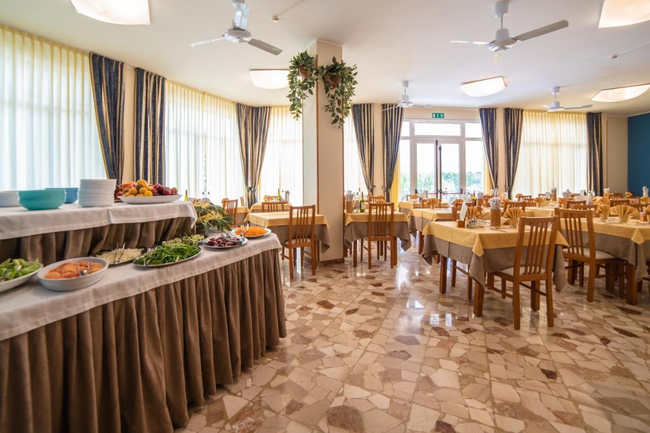 Hotel Sayonara ミラノ・マリッティマ エクステリア 写真