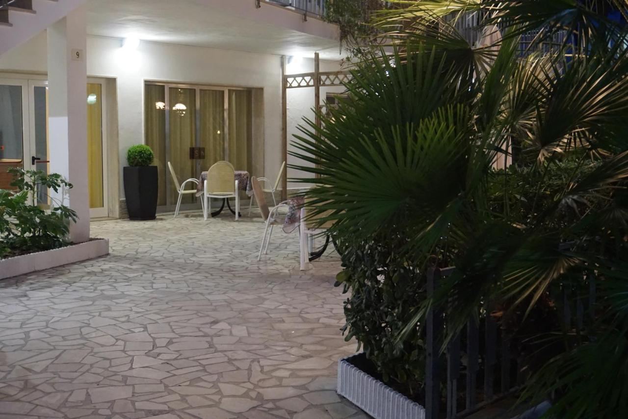 Hotel Sayonara ミラノ・マリッティマ エクステリア 写真