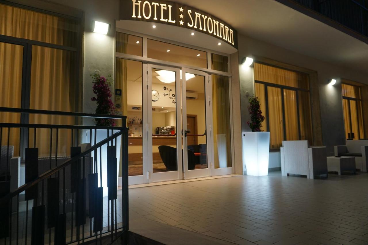 Hotel Sayonara ミラノ・マリッティマ エクステリア 写真
